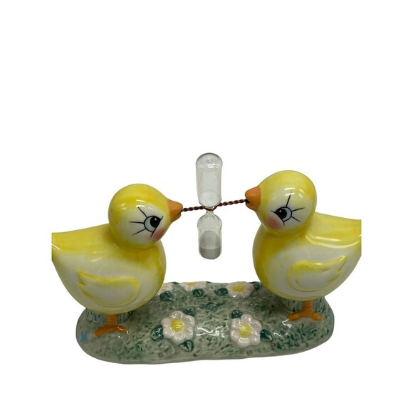 Cracker Barrel Porcelain Kitchen 3-minute Egg Timer-2 Chickens RARE - Picture 1 of 16